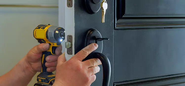 Commercial Door Lock Installation Chicopee