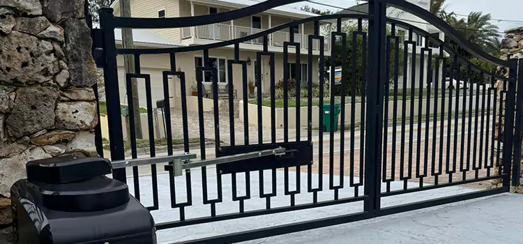 Swing Gate Opener with Keypad Chicopee